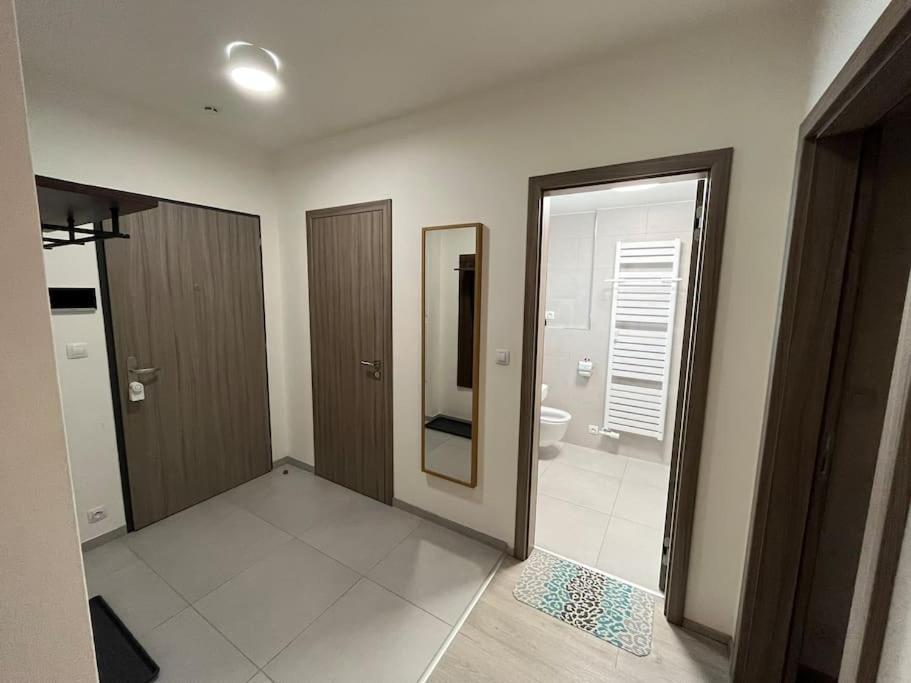 Modern Apartment • Garden • Near The City Center Praha Exteriér fotografie